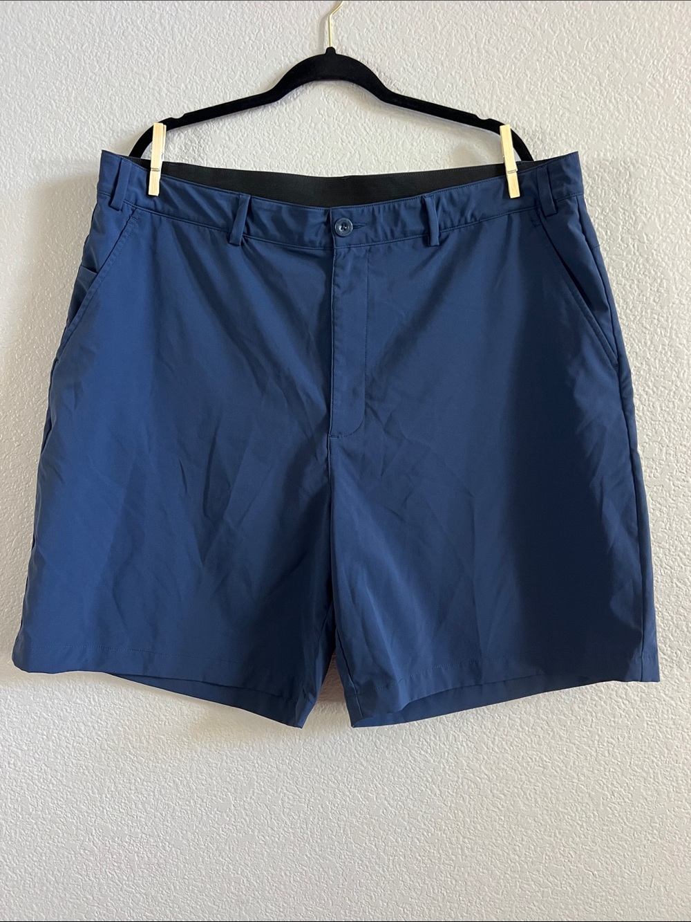 Reebok Golf Men's Flat-Front Navy Performance Shorts Size 44